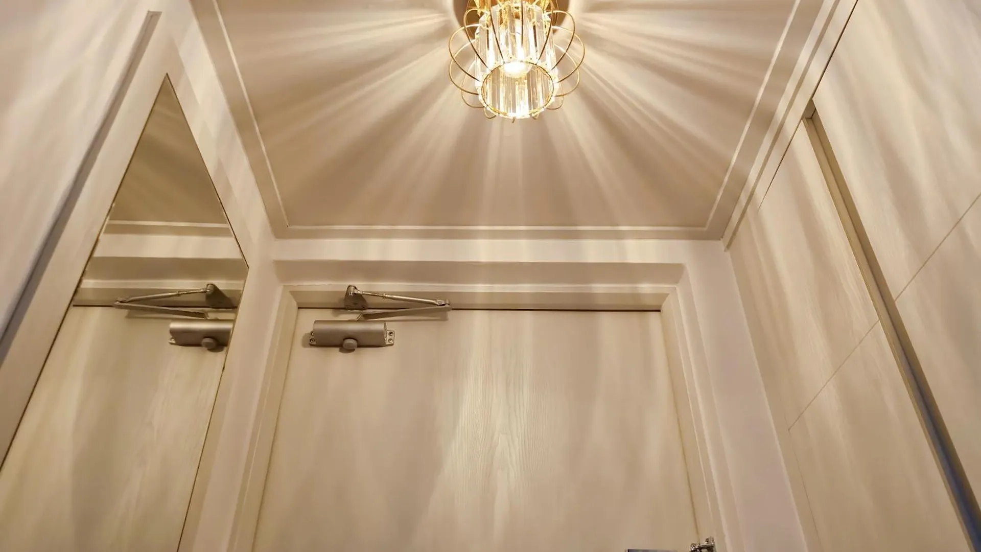 Apartment Yellow House - Duplex, Night View, White Modern Interior Bucheon South Korea
