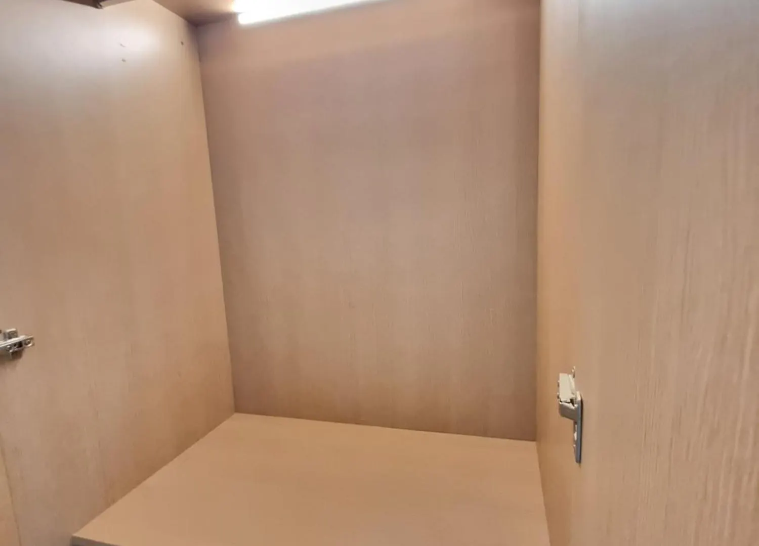 Apartment Yellow House - Duplex, Night View, White Modern Interior Bucheon